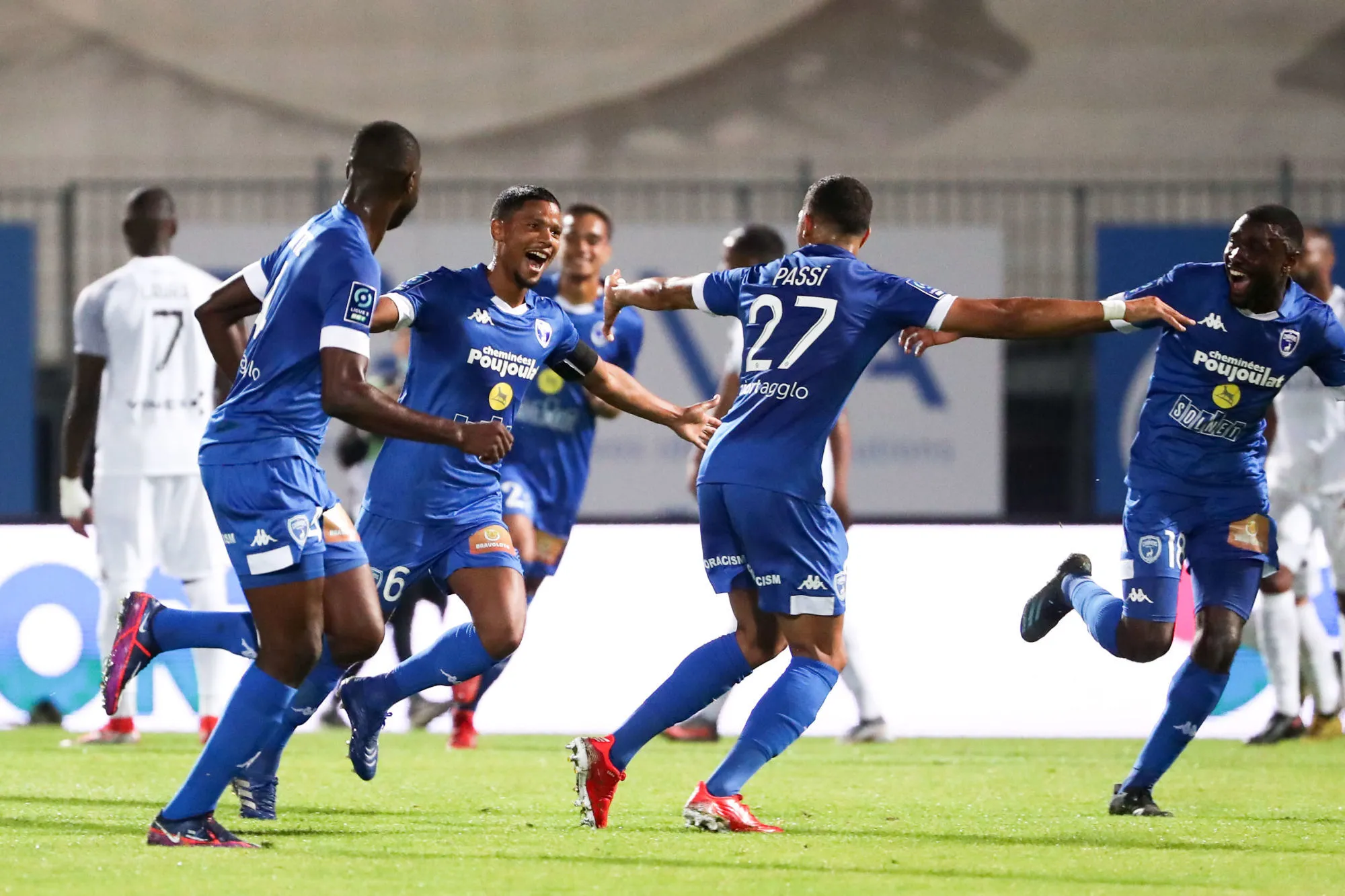 Pronostic Niort Auxerre : Analyse, cotes et prono du match de Ligue 2