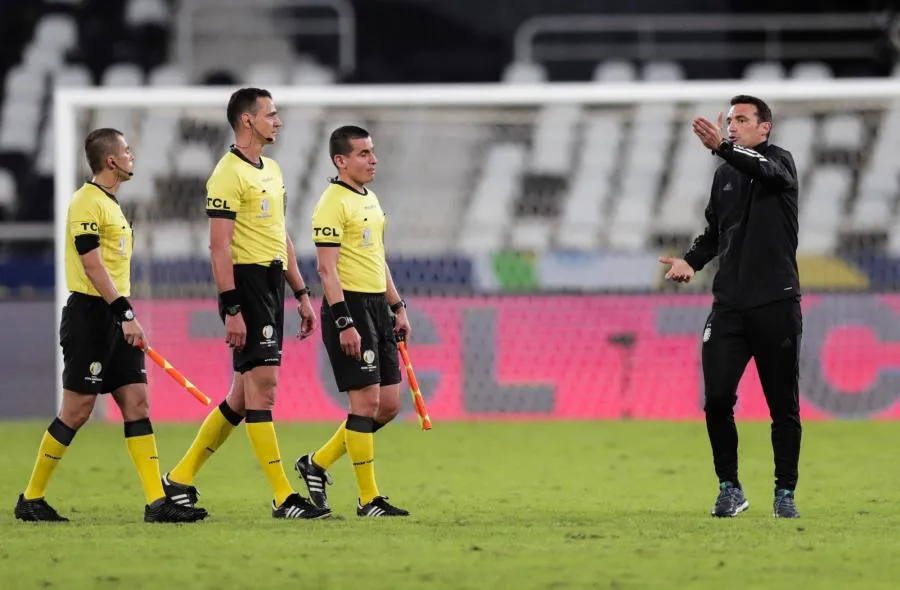 Chili-Argentine : la CONMEBOL suspend les deux arbitres de touche