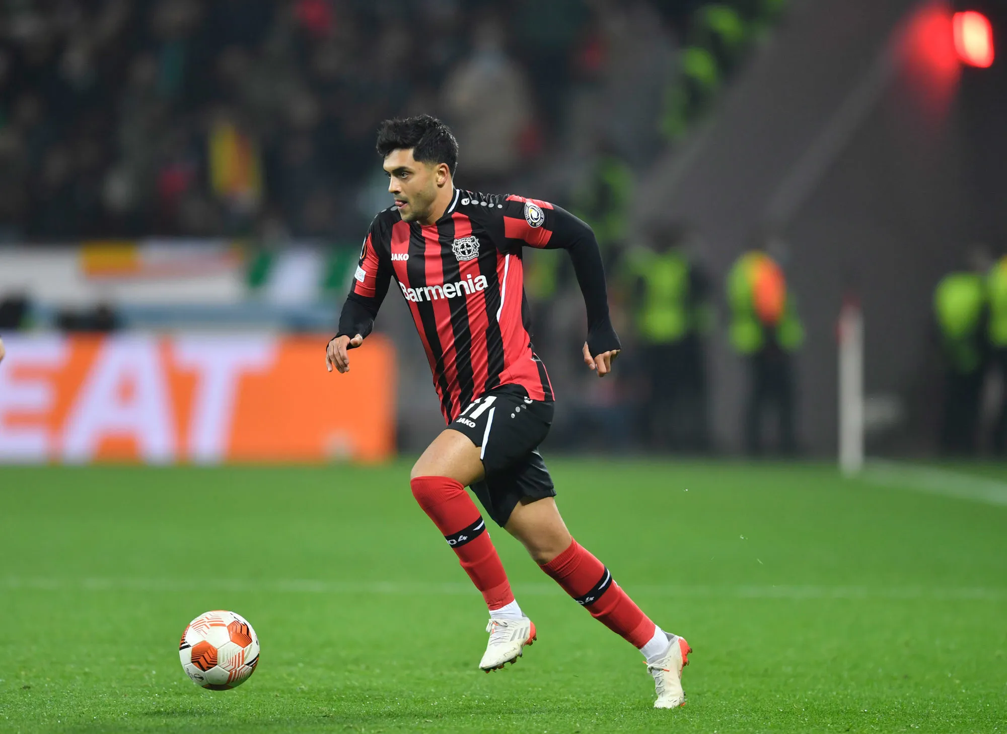 Le Bayer Leverkusen envoie Nadiem Amiri au Genoa