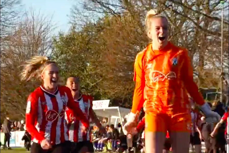 L&rsquo;égalisation de la tête de la gardienne de Southampton