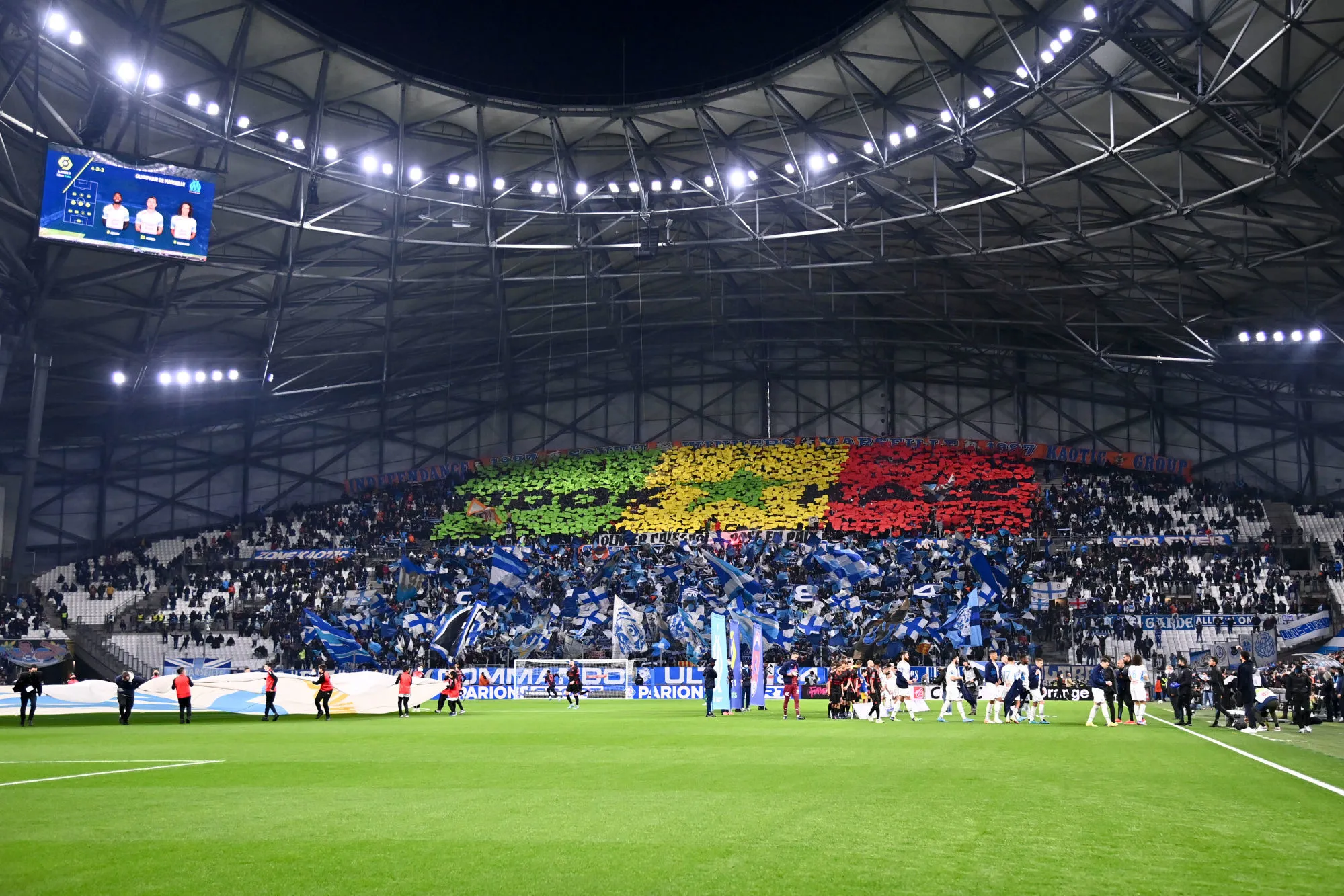 Le Vélodrome illuminé aux couleurs de l&rsquo;Ukraine jusqu&rsquo;à la fin de la guerre