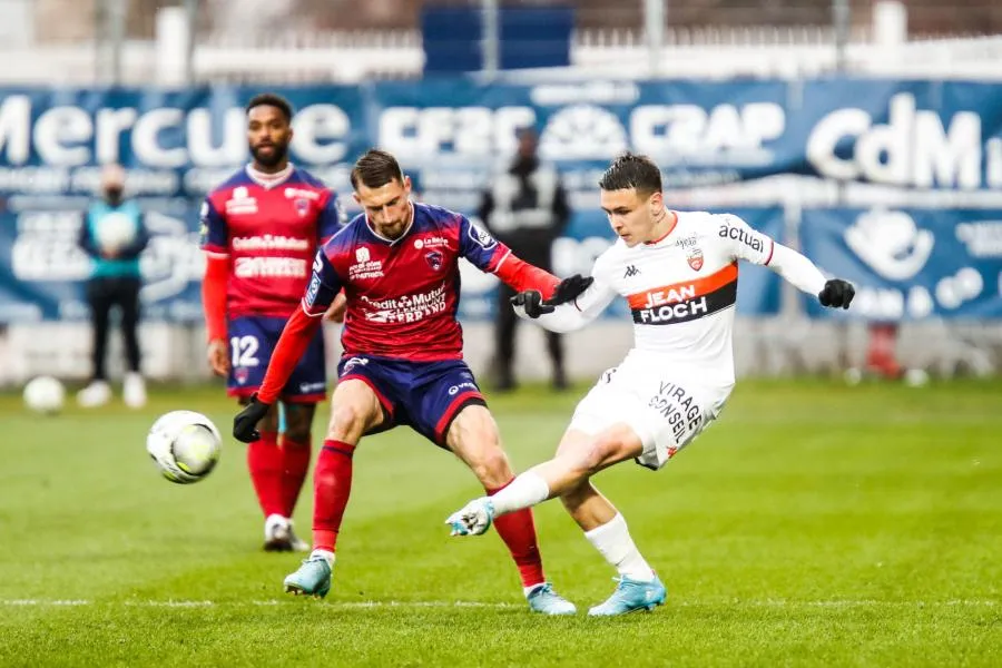 Lorient scalpe Clermont et abandonne sa 18e place
