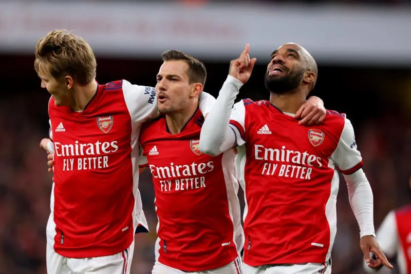 Arsenal balade Leicester