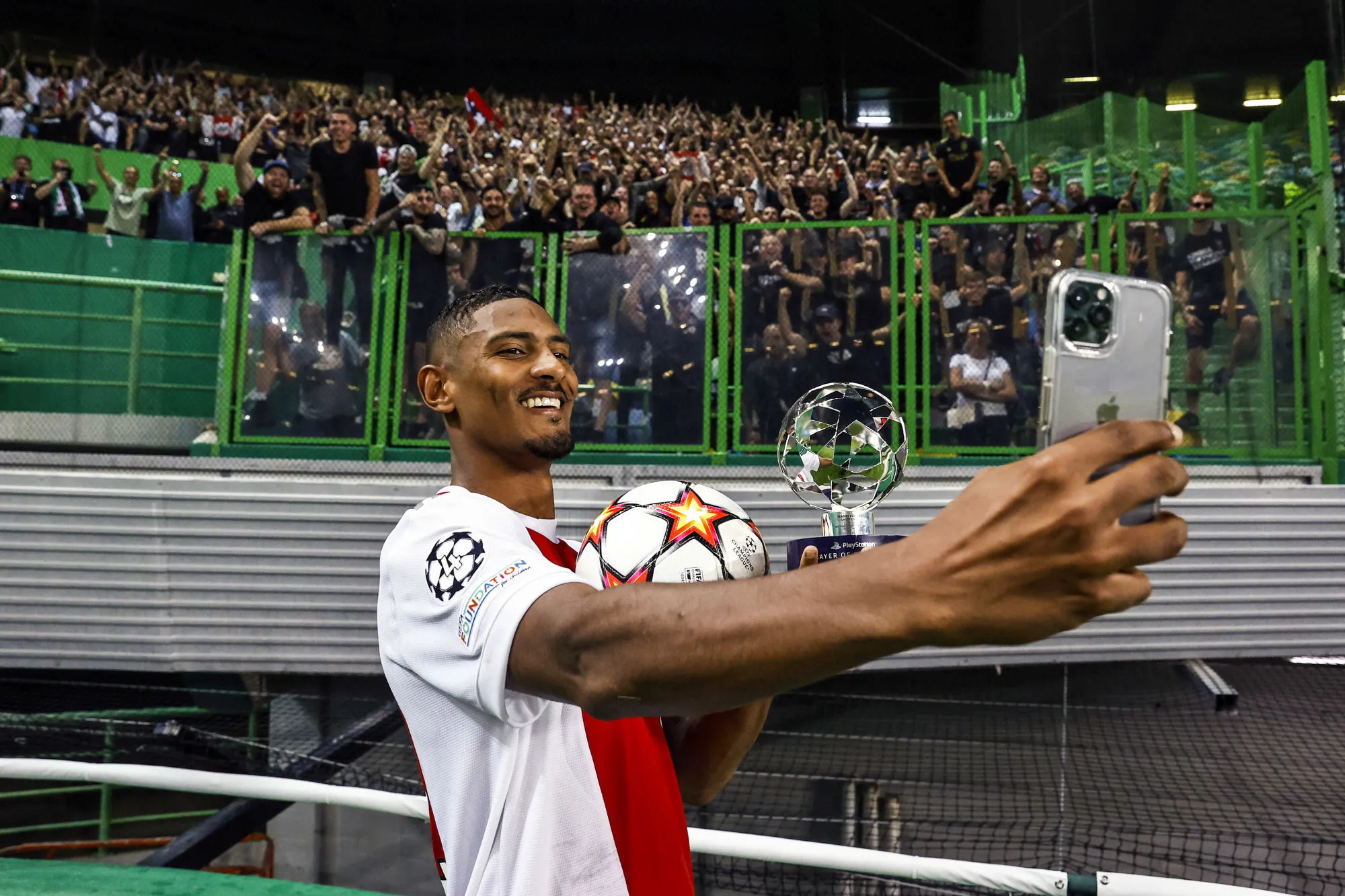 Pronostic Ajax Benfica : Analyse, cotes et prono du 8e de retour de Ligue des champions