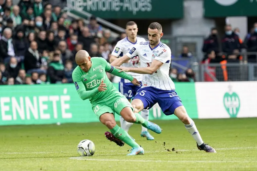 Saint-Étienne tient tête à Strasbourg et sort de la zone rouge