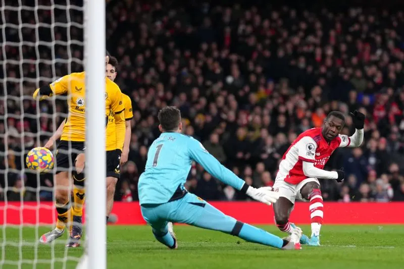 Arsenal scalpe Wolverhampton au buzzer