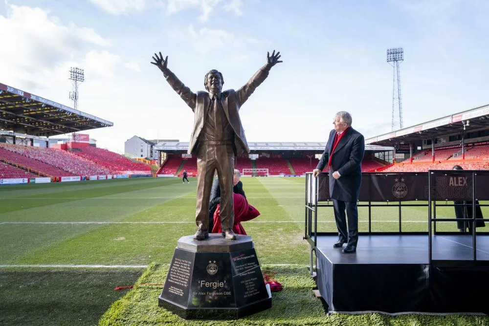 Écosse : Une statue à la gloire de Sir Alex Ferguson à Aberdeen