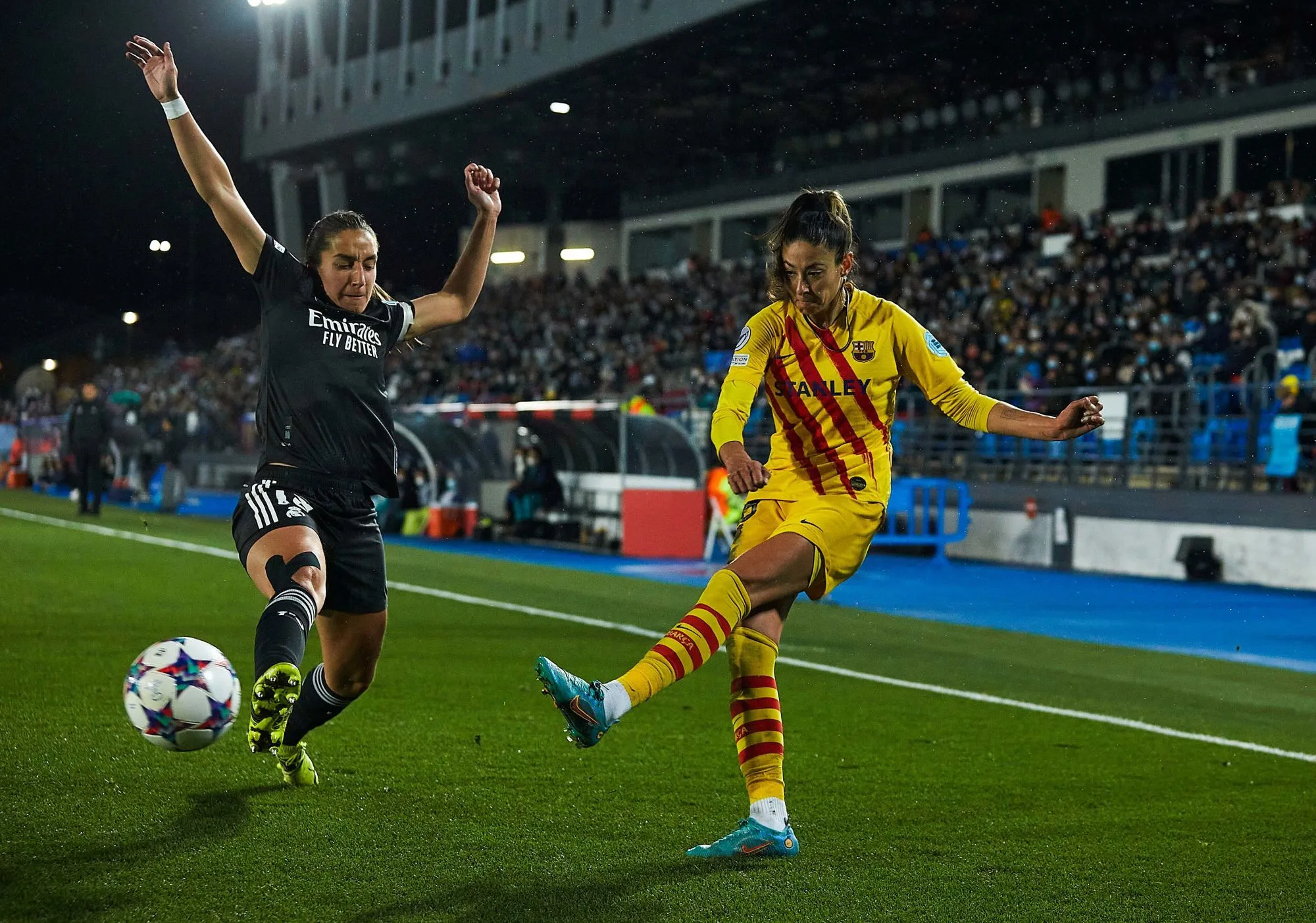 Les filles du Barça s’impose face au Real en Ligue des champions