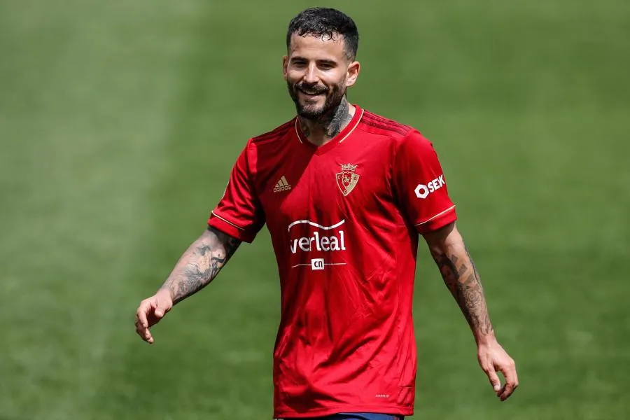 Un joueur d’Osasuna profite de la trêve pour aider les réfugiés ukrainiens à la frontière polonaise