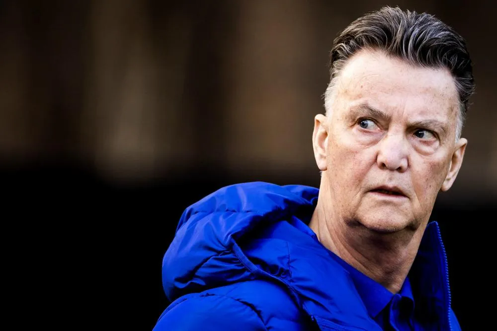 Louis van Gaal, sélectionneur des Pays-Bas, juge « ridicule » la tenue du Mondial au Qatar et allume la FIFA