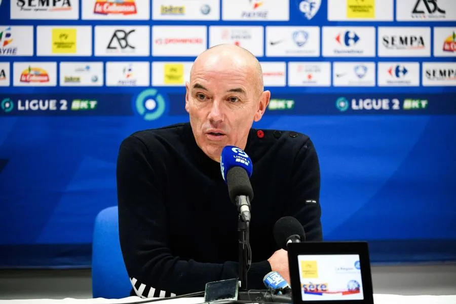Paul Le Guen : « J’essaie de mettre sur le terrain les joueurs concernés »