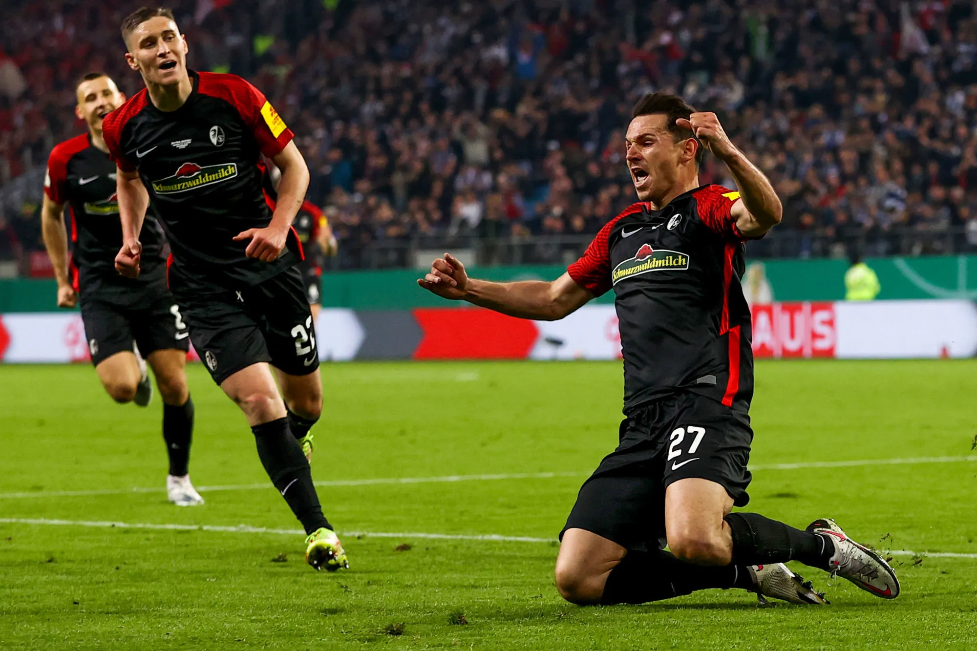 Fribourg dévore Hambourg et file en finale de coupe d’Allemagne