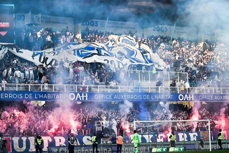 Quand les ultras d’Auxerre taguent le local du club de cyclisme de Dijon