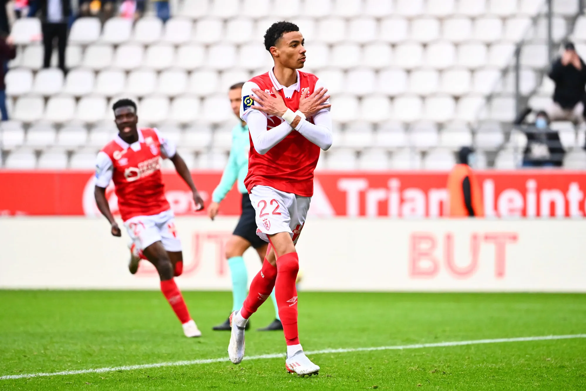 Jean-Pierre Caillot : «<span style="font-size:50%">&nbsp;</span>Ekitike ? Il perdrait du temps à rester avec nous<span style="font-size:50%">&nbsp;</span>»