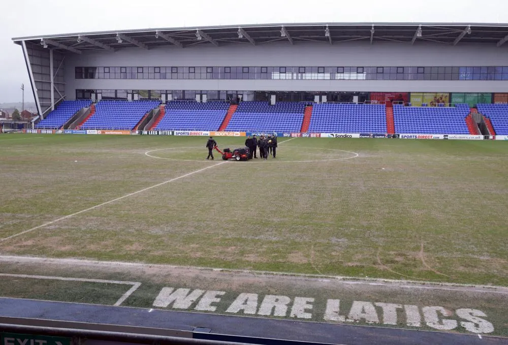Les supporters d’Oldham se révoltent pour racheter leur club