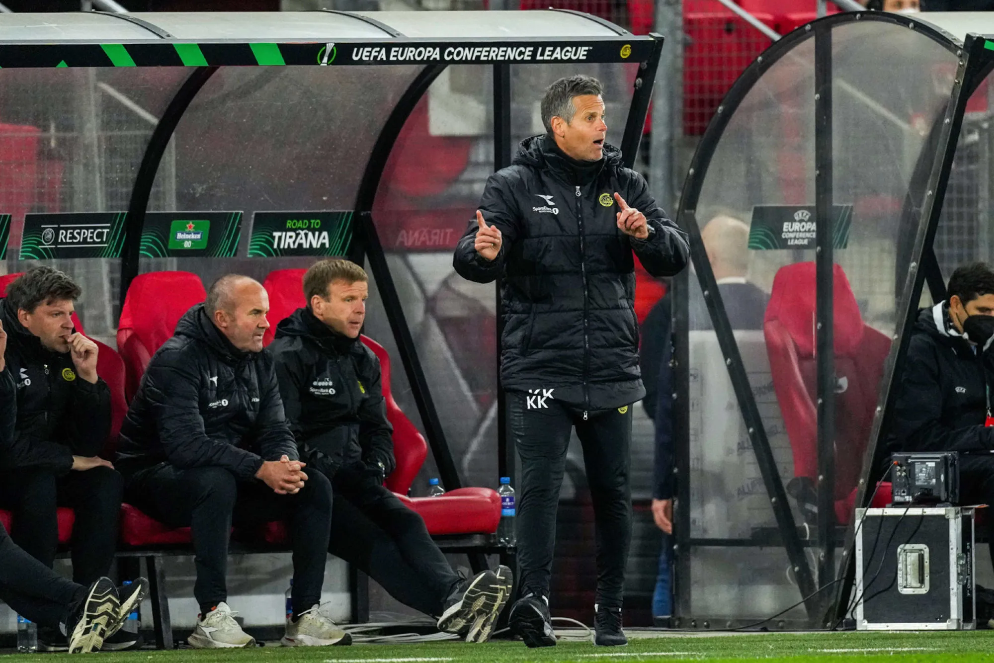 L’entraîneur de Bodø/Glimt accusé d’avoir frappé un membre du staff de la Roma