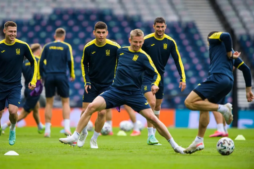 Le sélectionneur ukrainien prévoit un rassemblement le 28 avril