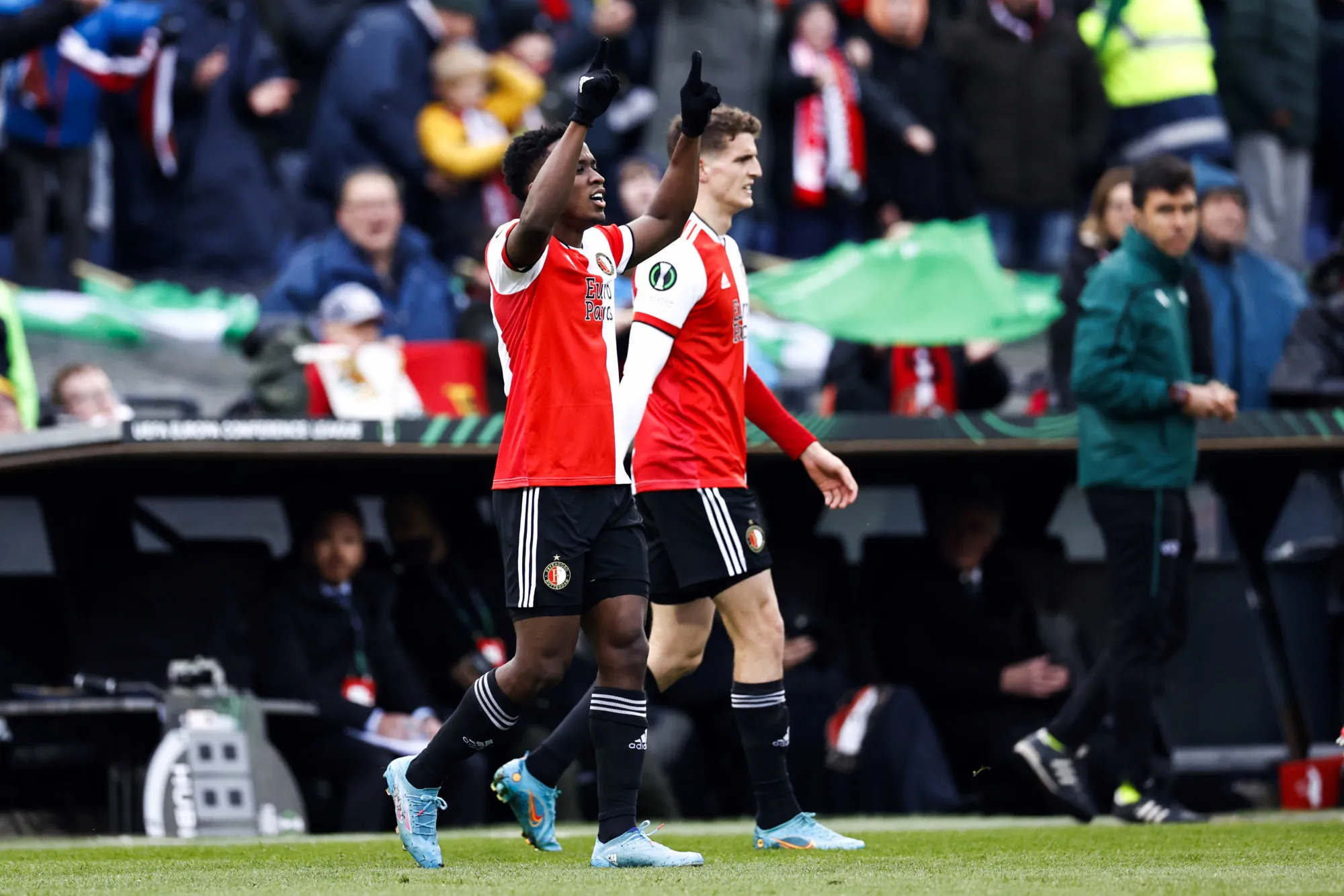 Le Feyenoord surclasse le Slavia Prague