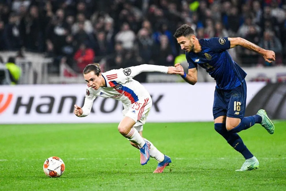 OL : Maxence Caqueret prolonge jusqu&rsquo;en 2026