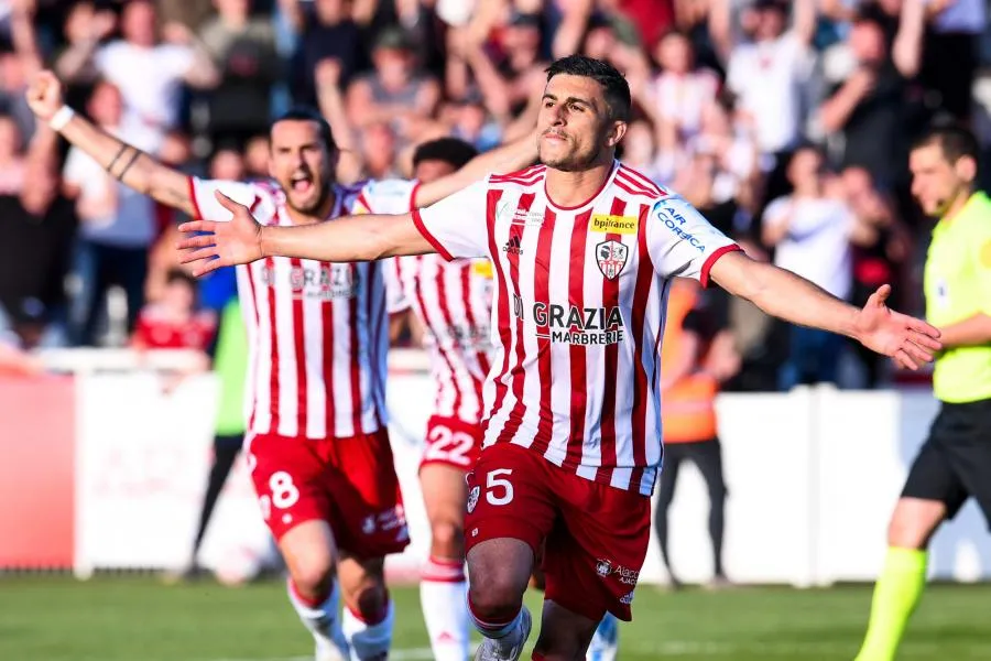 Ajaccio en Ligue 1, Auxerre devra en passer par les barrages, pas de miracle pour QRM