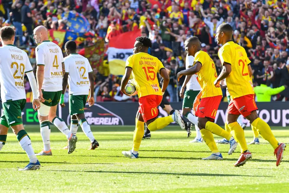 À 10 face à Nantes, Lens remonte deux buts et arrache le nul