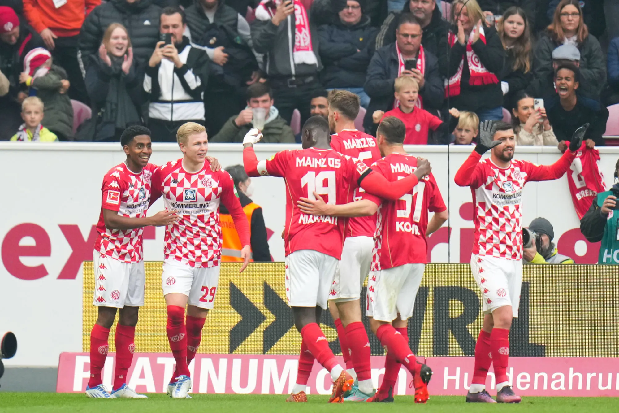 Le Bayern tartiné par Mayence, Bochum renverse Dortmund malgré un triplé d&rsquo;Haaland