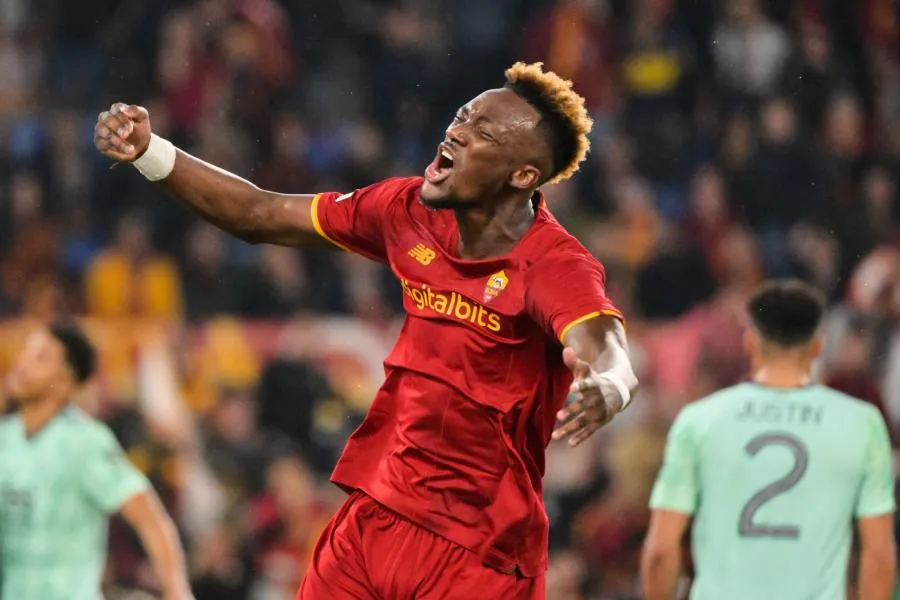 La Roma vire Leicester et part en finale