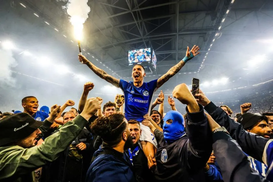 Schalke 04 retrouve la Bundesliga un an après l’avoir quittée