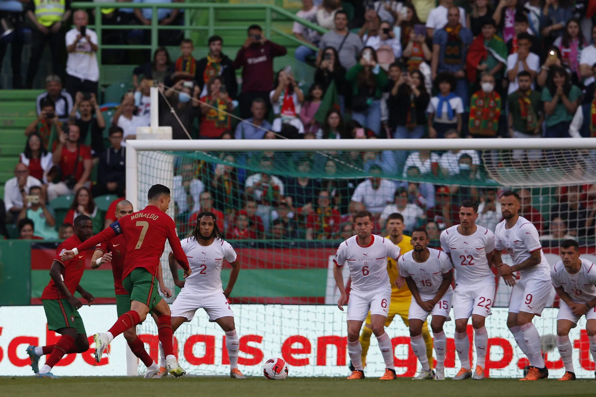 Le Portugal étrille la Suisse