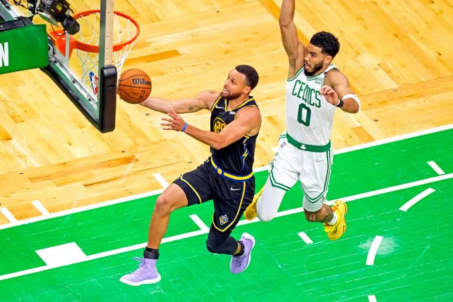 En direct : Match 6 des Finales NBA entre les Celtics de Boston et les Warriors de Goldent State