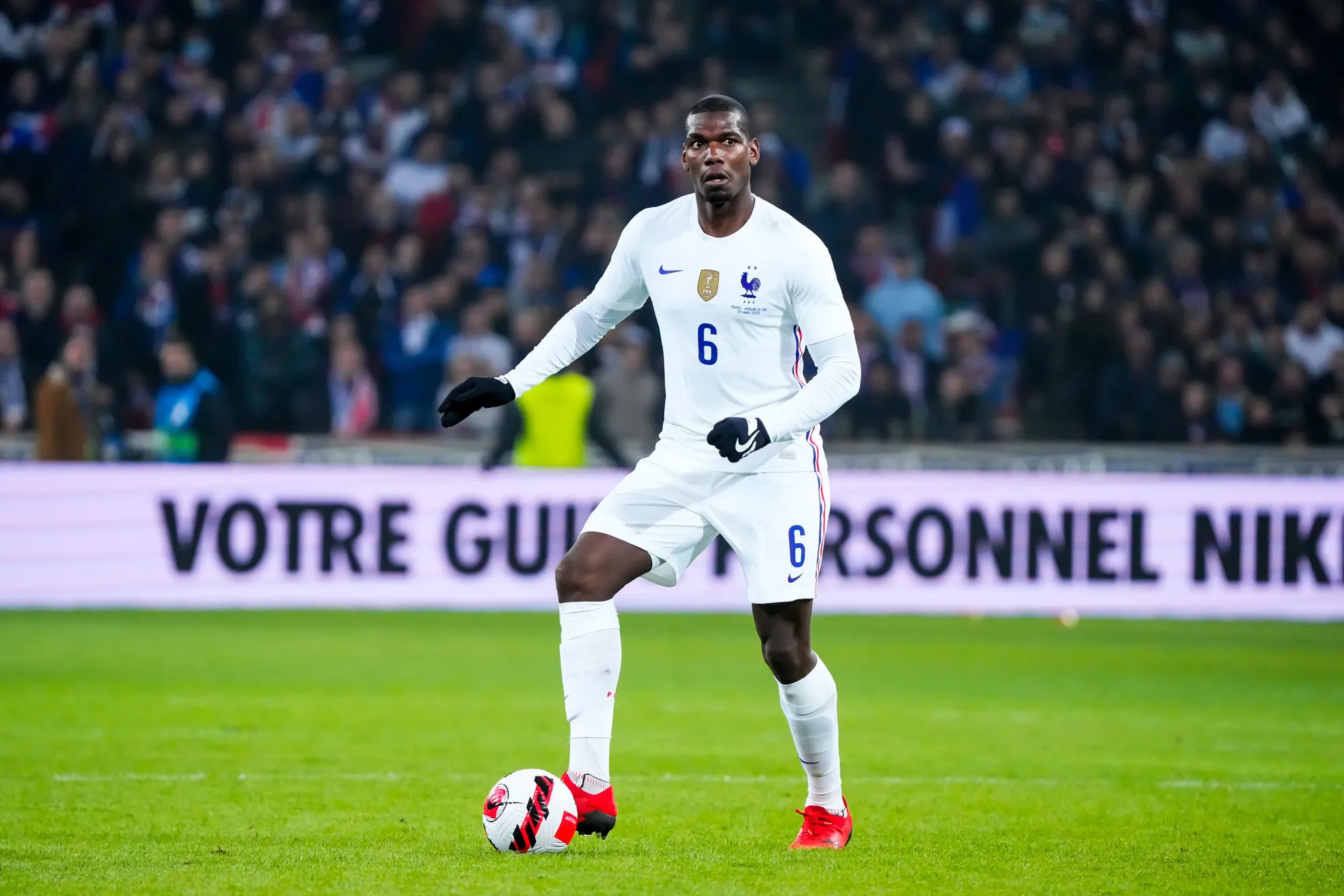 Paul Pogba s&rsquo;offre une parade présidentielle dans les rues de Conakry