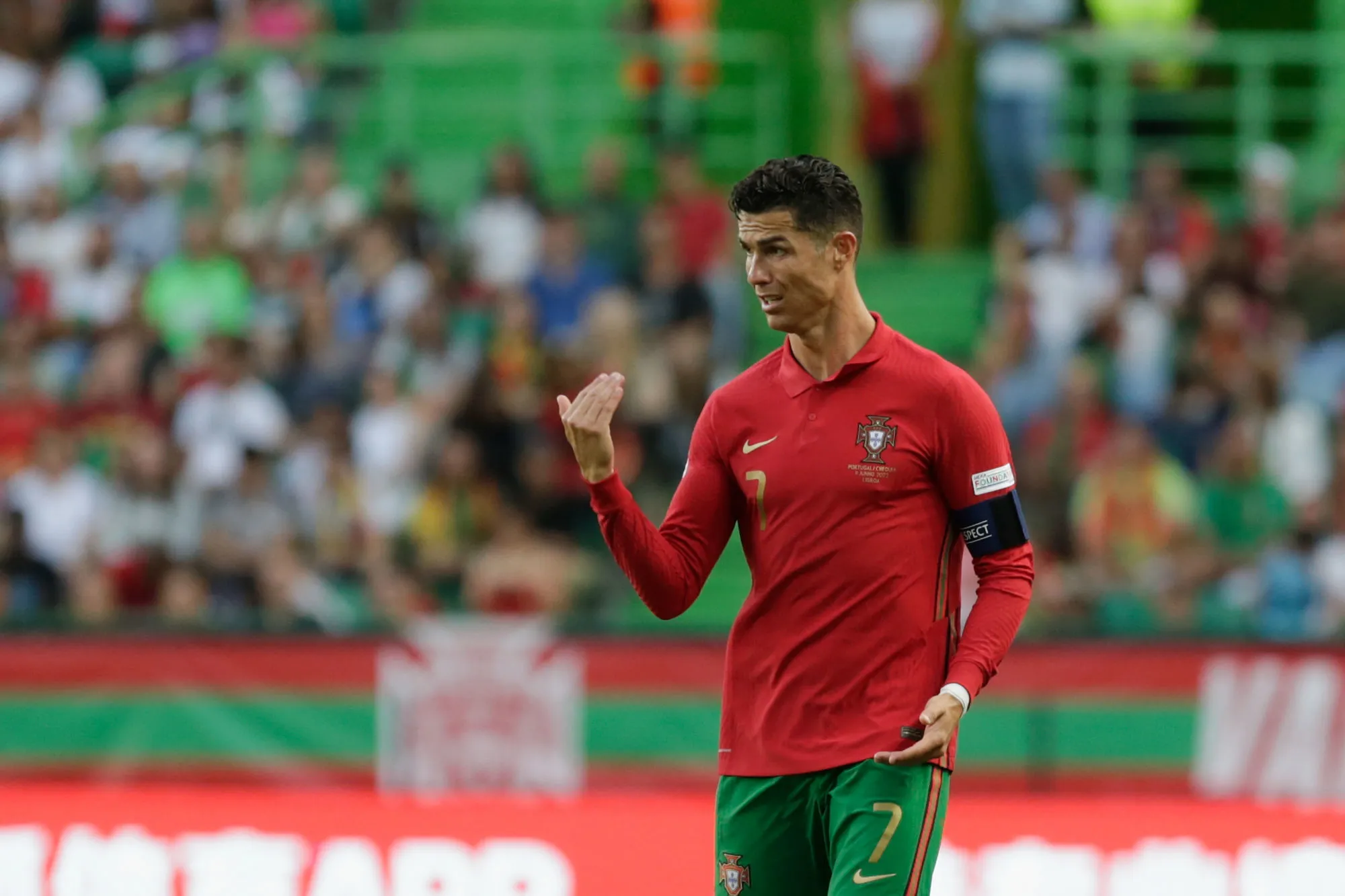 Cristiano Ronaldo va payer les réparations après que l&rsquo;un de ses employés ait bugné sa Bugatti