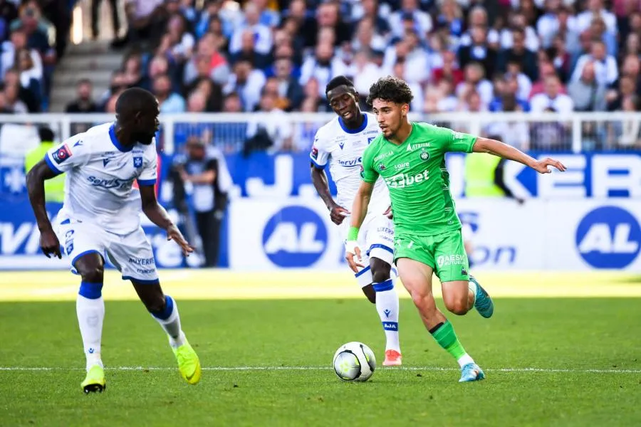 Saint-Étienne rejoint à Auxerre