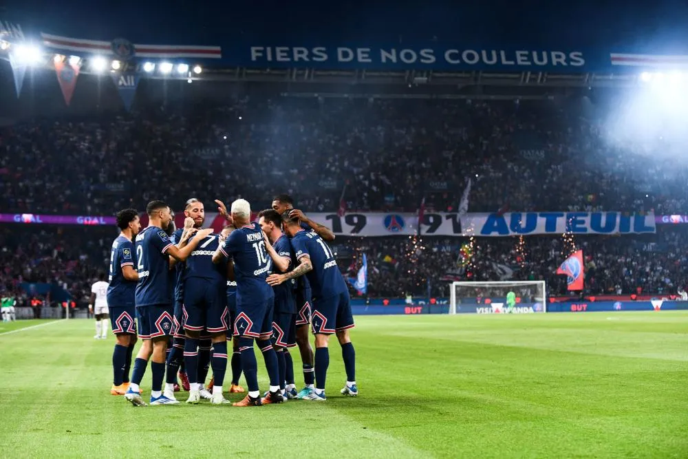 Le Parc des Princes possède la plus belle pelouse de Ligue 1