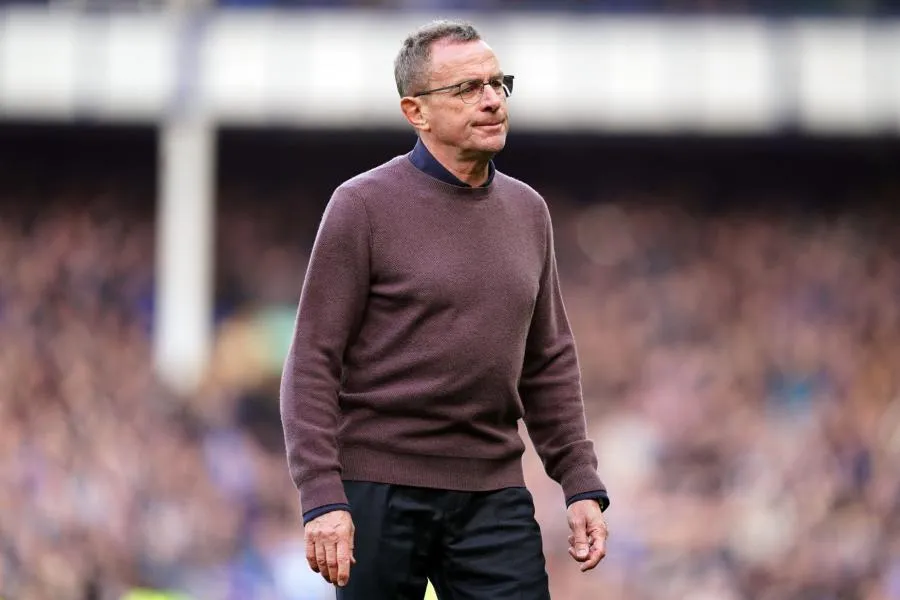 Rangnick quitte finalement Manchester United