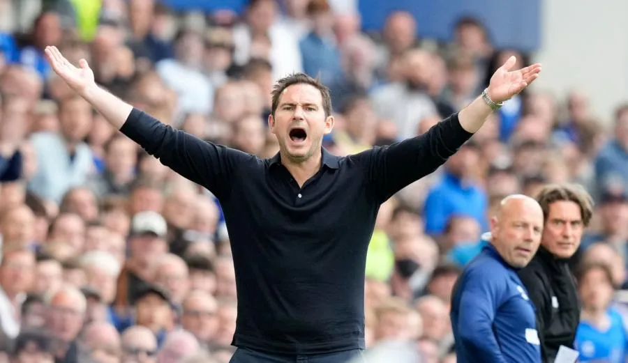 Frank Lampard prend 35 000 euros d&rsquo;amende après avoir critiqué l&rsquo;arbitrage