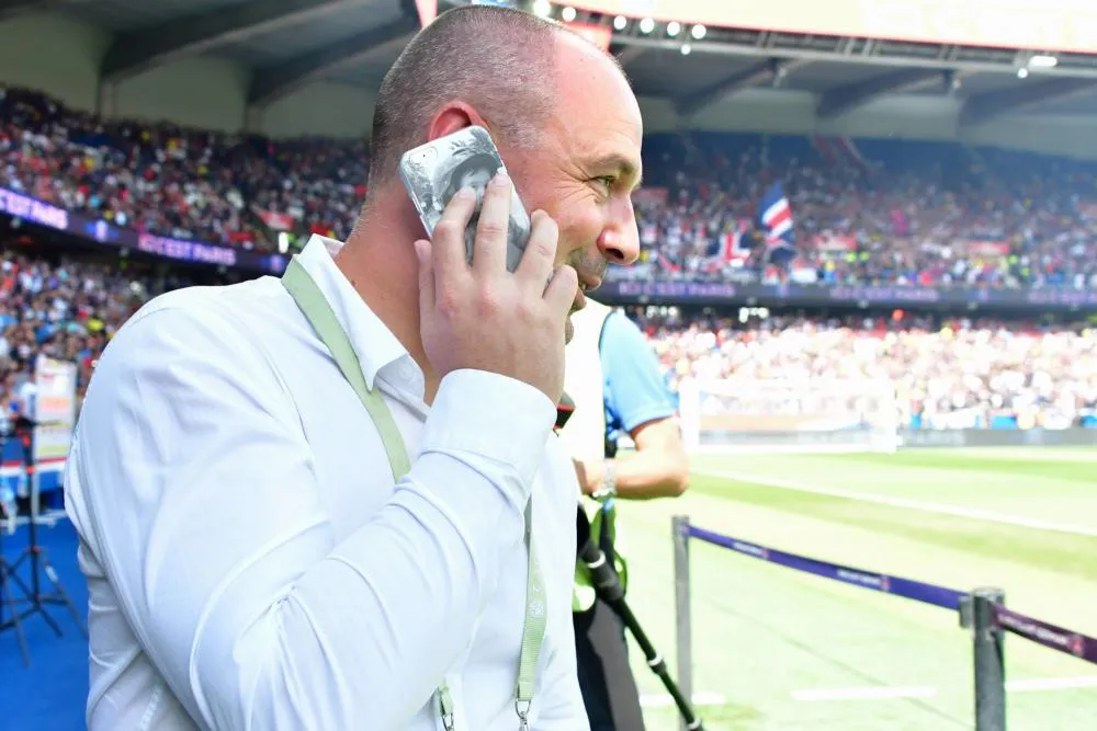 Vis ma ma vie de directeur sportif de Ligue 2 : Comment se déroulent les discussions avec les agents ?