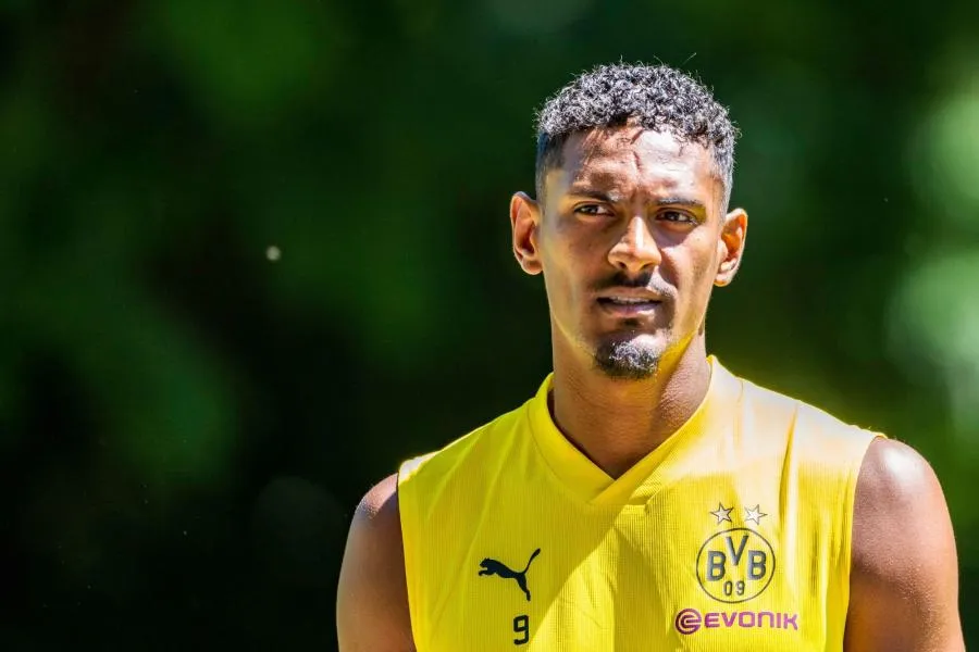 Sebastien Haller quitte le stage de Dortmund après la découverte d&rsquo;une tumeur testiculaire