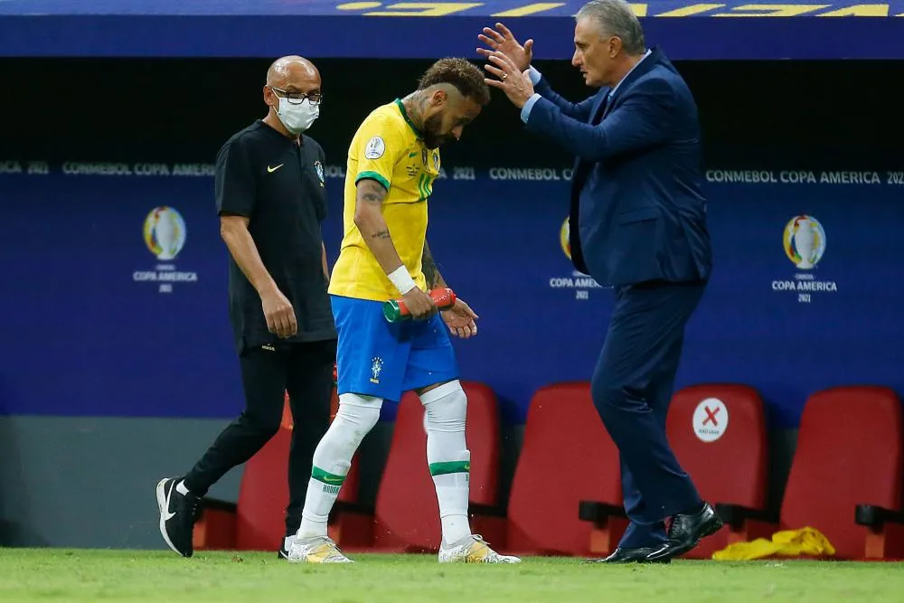 Tite, sélectionneur du Brésil : «<span style="font-size:50%">&nbsp;</span>Si un entraîneur aligne Neymar sur un côté, je le traiterais d’âne<span style="font-size:50%">&nbsp;</span>»