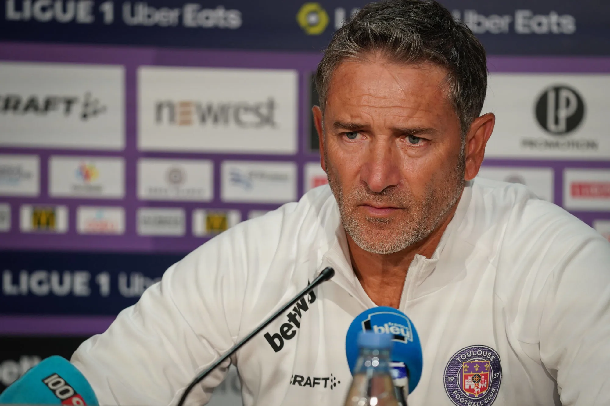Philippe Montanier prolonge au Téfécé