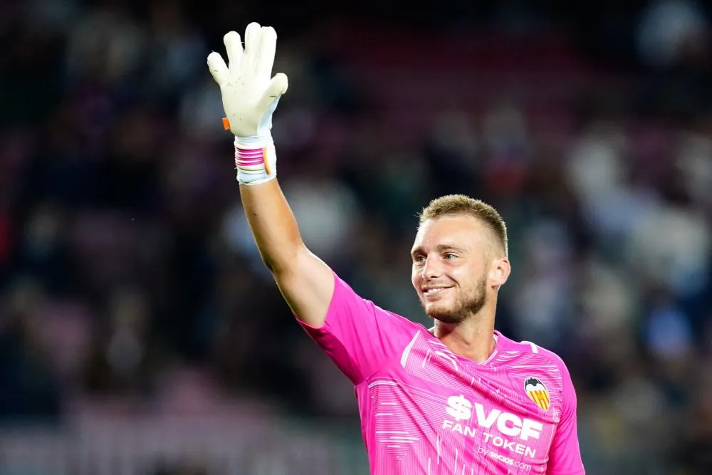Cillessen quitte Valence et repart dans son club formateur