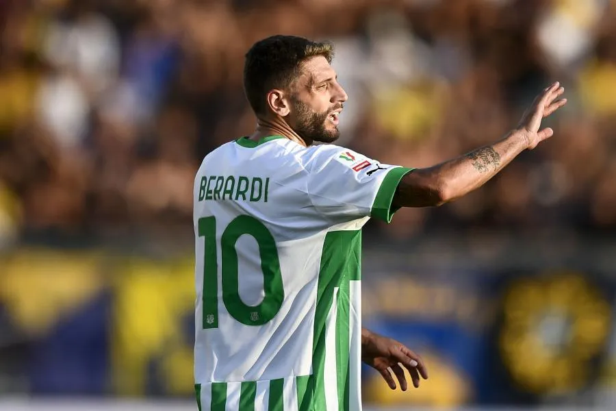 Berardi s’embrouille avec un fan de Modène après l’élimination de Sassuolo en Coupe