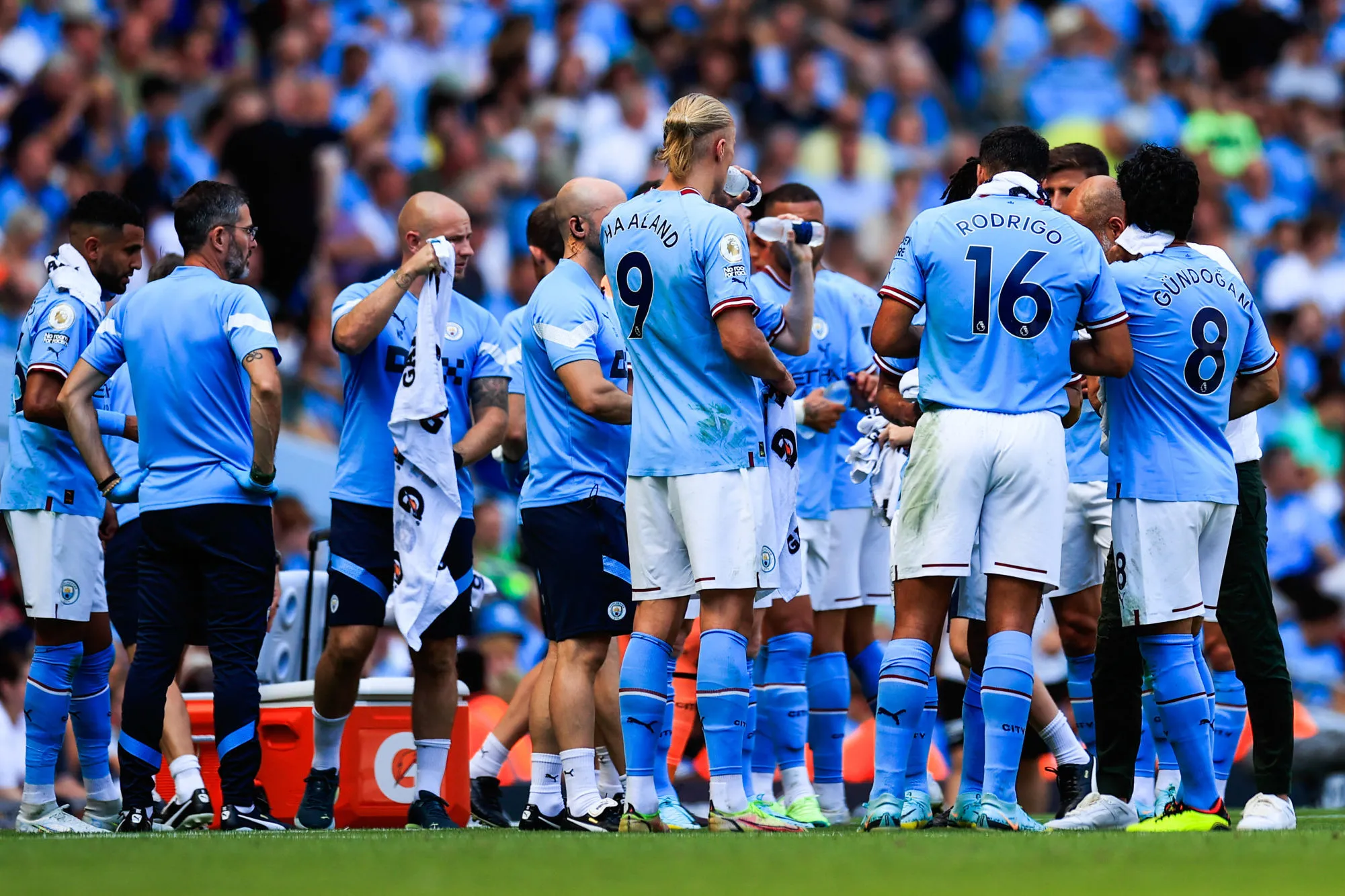 Manchester City critiqué sur Twitter pour avoir interdit la crème solaire dans son stade