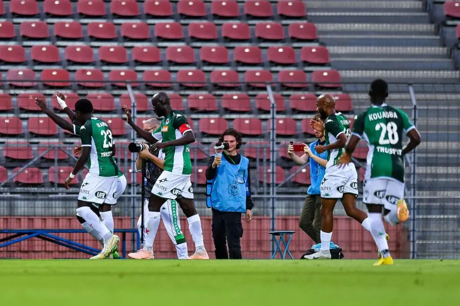 Le Red Star s&rsquo;impose, Châteauroux s&rsquo;en sort