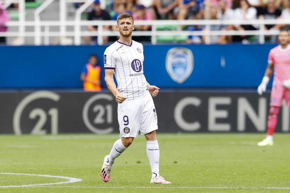 Toulouse FC : Rupture du ligament croisé pour Rhys Healey