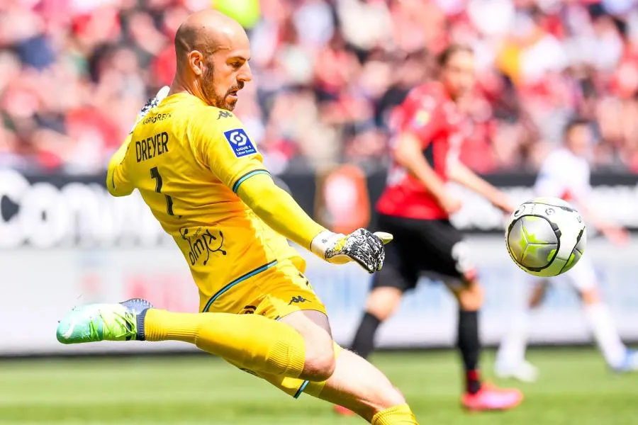 Matthieu Dreyer rejoint Saint-Étienne en provenance de Lorient