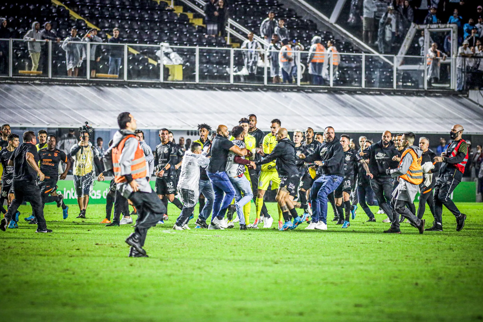 Quatre joueurs terminent en garde à vue, à la fin d’un match en Argentine