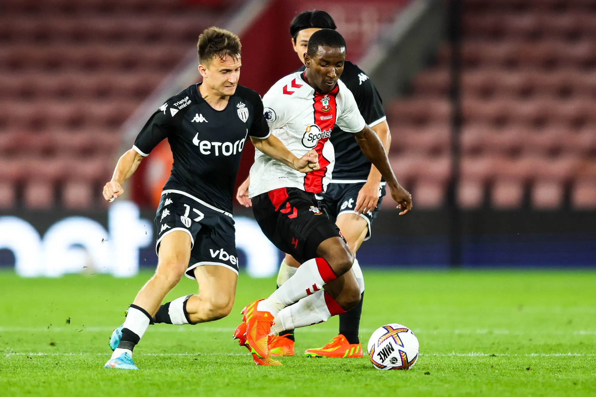 Monaco laisse des plumes à Southampton