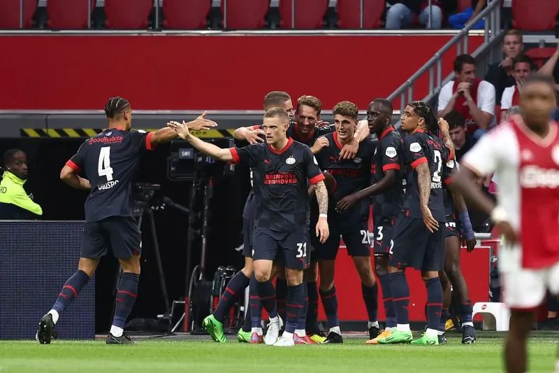 Le PSV fait exploser l&rsquo;Ajax et remporte sa treizième Supercoupe des Pays-Bas