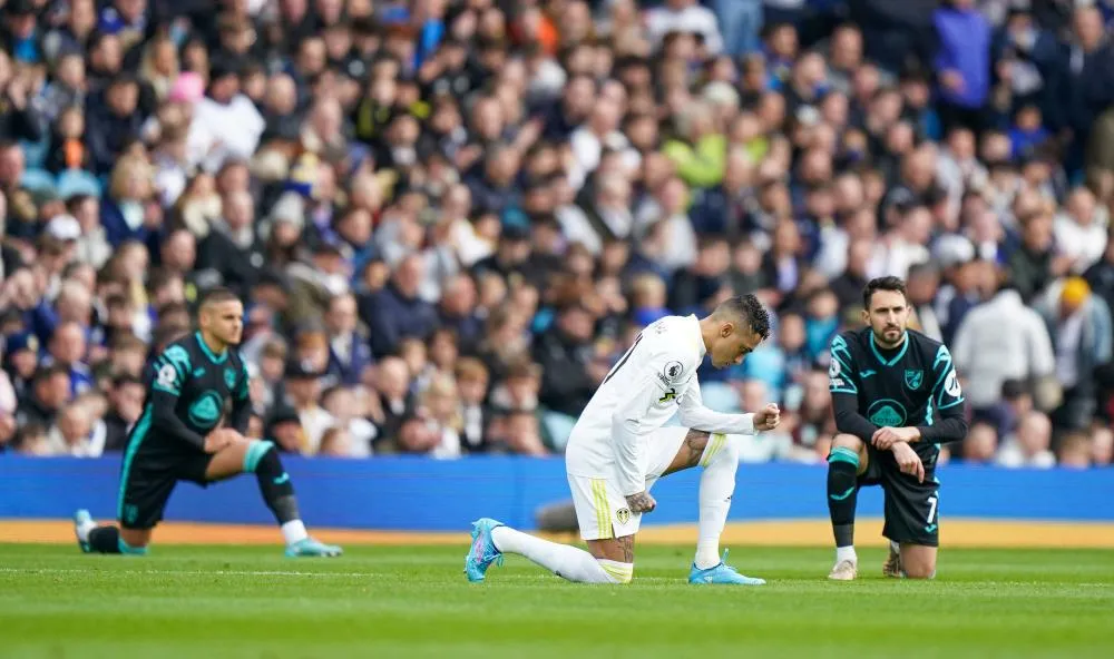 Les joueurs de Premier League ne poseront plus le genou à terre au coup d’envoi des matchs